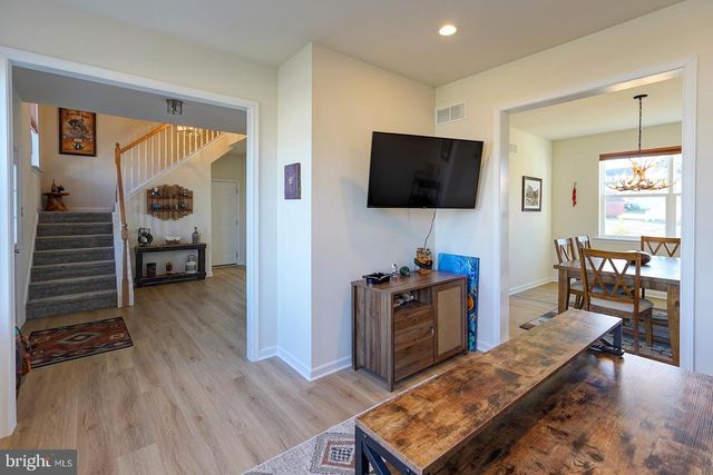 110 PETRELIA DR, Honey Brook, PA 19344