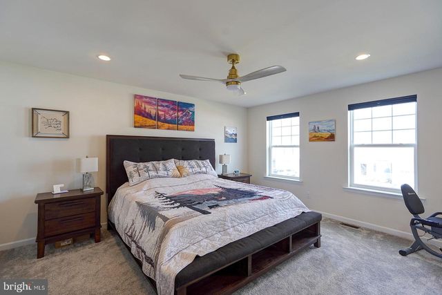 110 PETRELIA DR, Honey Brook, PA 19344