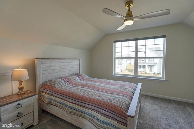 110 PETRELIA DR, Honey Brook, PA 19344