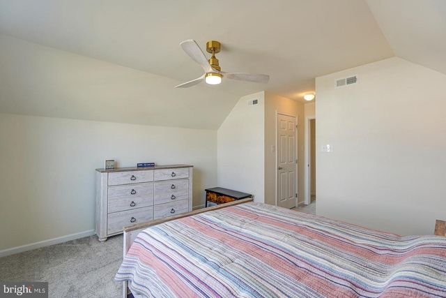 110 PETRELIA DR, Honey Brook, PA 19344