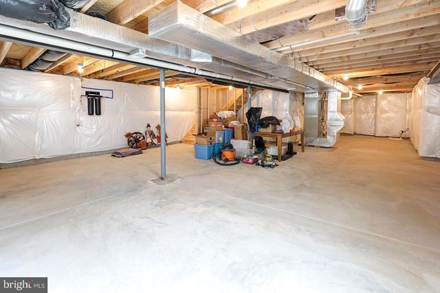 110 PETRELIA DR, Honey Brook, PA 19344