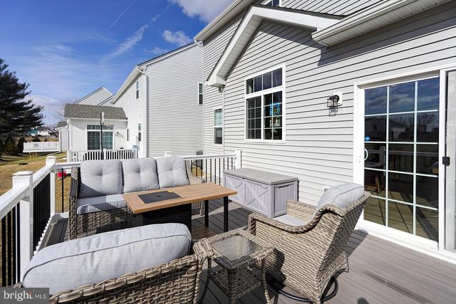 110 PETRELIA DR, Honey Brook, PA 19344