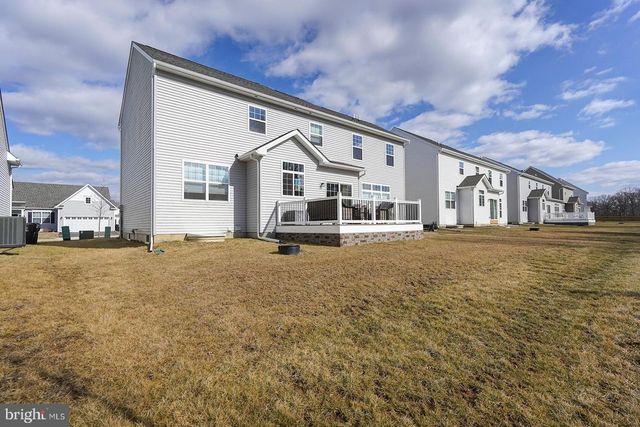 110 PETRELIA DR, Honey Brook, PA 19344