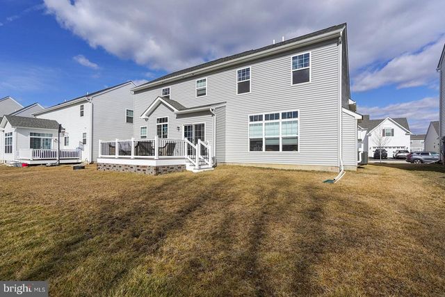 110 PETRELIA DR, Honey Brook, PA 19344