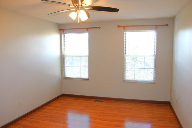 3130 Castlebrook Avenue, Hilliard, OH 43026