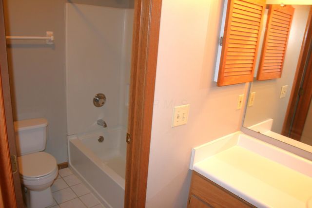 3130 Castlebrook Avenue, Hilliard, OH 43026