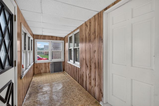 37191 Dundee Street, Sterling Heights, MI 48310