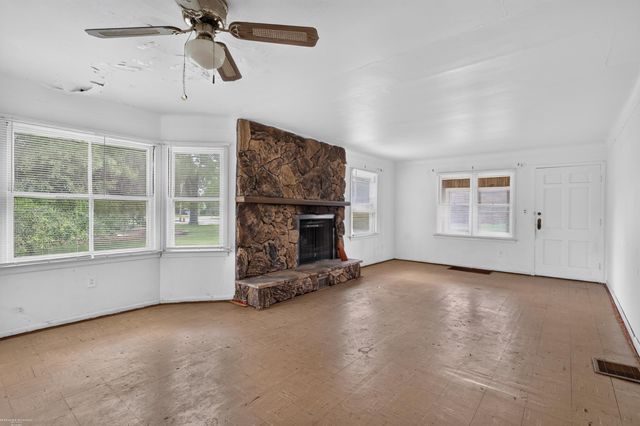 37191 Dundee Street, Sterling Heights, MI 48310