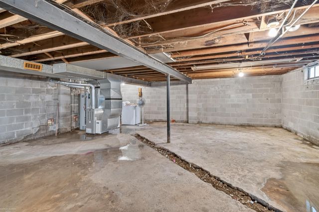 37191 Dundee Street, Sterling Heights, MI 48310