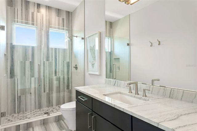 2926 COFFEE POT BOULEVARD NE, St Petersburg, FL 33704