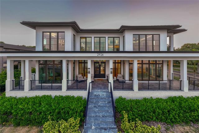 2926 COFFEE POT BOULEVARD NE, St Petersburg, FL 33704