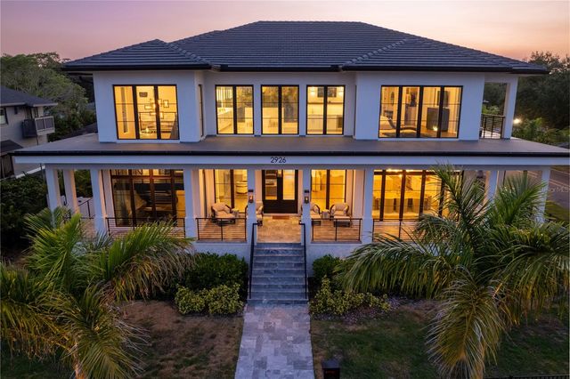 2926 COFFEE POT BOULEVARD NE, St Petersburg, FL 33704