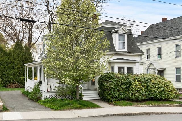 204 Washington Street, Gloucester, MA 01930