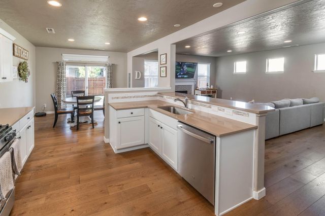 61813 Azalia Place, Bend, OR 97702