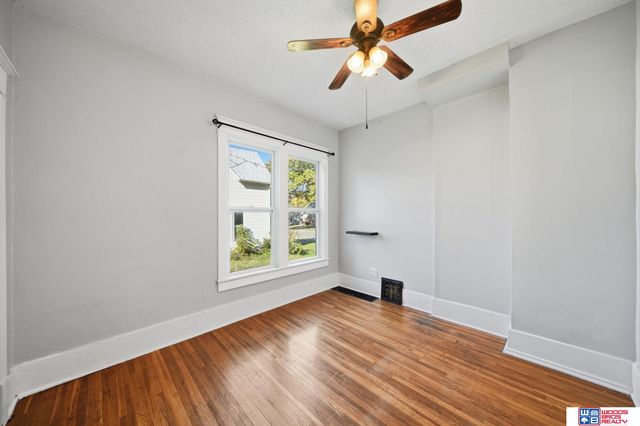 5243 Walker Avenue, Lincoln, NE 68504