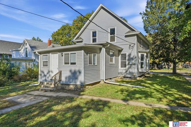 5243 Walker Avenue, Lincoln, NE 68504