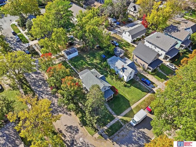 5243 Walker Avenue, Lincoln, NE 68504