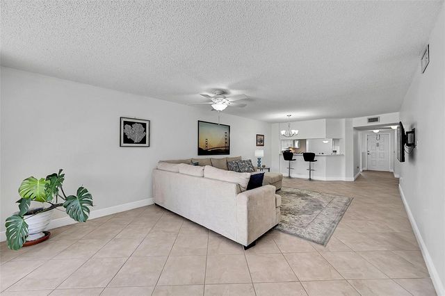 10133 NW 24th Place 205, Sunrise, FL 33322