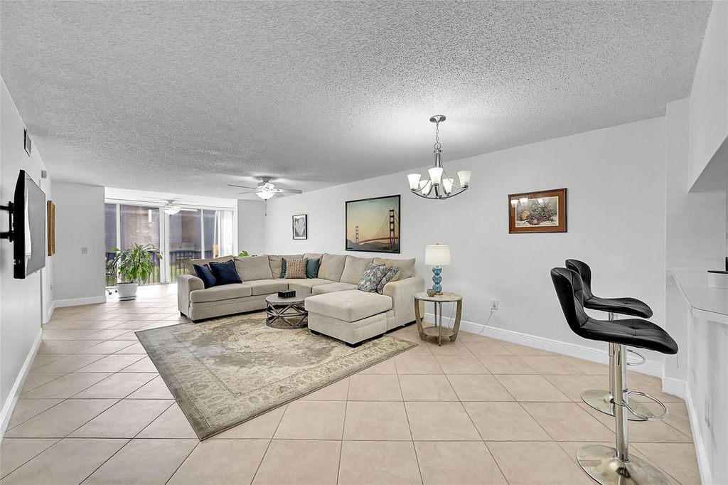 10133 NW 24th Place 205, Sunrise, FL 33322
