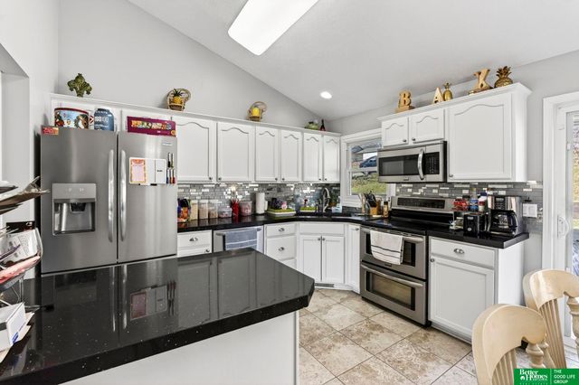 826 Lincoln Avenue, Plattsmouth, NE 68048