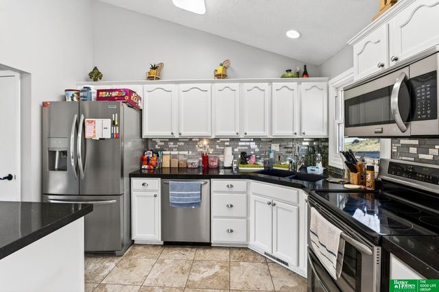 826 Lincoln Avenue, Plattsmouth, NE 68048