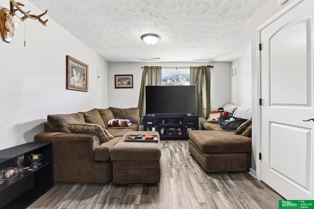 826 Lincoln Avenue, Plattsmouth, NE 68048