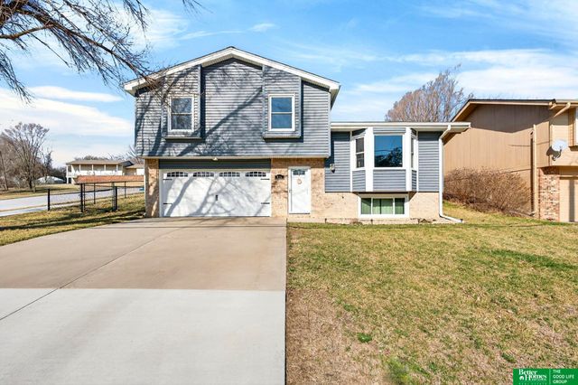 826 Lincoln Avenue, Plattsmouth, NE 68048