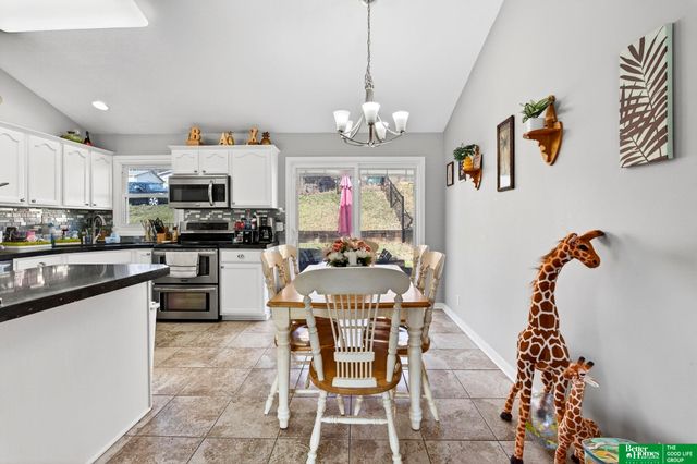 826 Lincoln Avenue, Plattsmouth, NE 68048