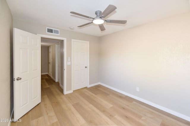 8907 W MANZANITA Drive, Peoria, AZ 85345