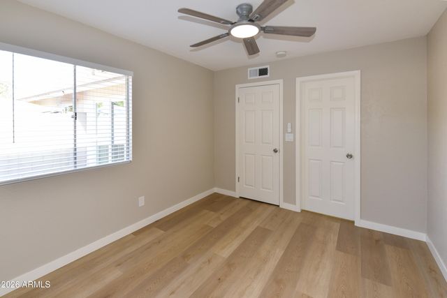 8907 W MANZANITA Drive, Peoria, AZ 85345