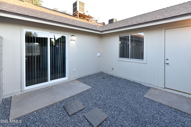 8907 W MANZANITA Drive, Peoria, AZ 85345