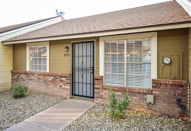 8907 W MANZANITA Drive, Peoria, AZ 85345