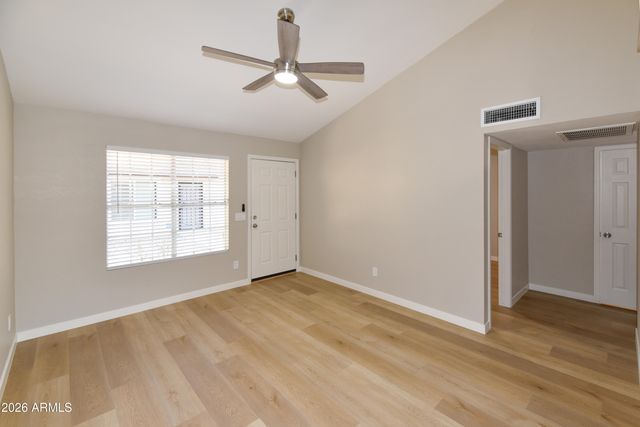 8907 W MANZANITA Drive, Peoria, AZ 85345
