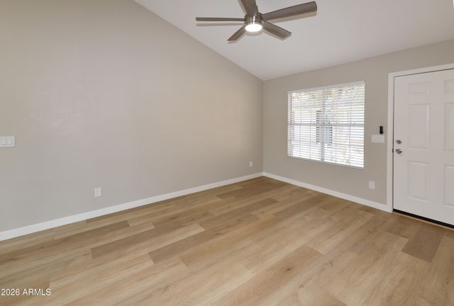 8907 W MANZANITA Drive, Peoria, AZ 85345
