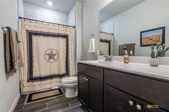 1910 Esplanade, New Braunfels, TX 78130