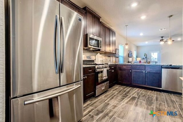 1910 Esplanade, New Braunfels, TX 78130
