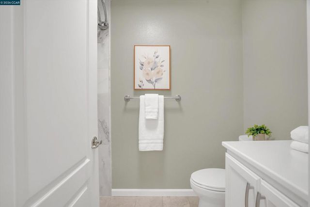 389 Roundhill Dr, Brentwood, CA 94513