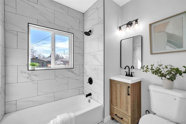 4180 S Pearl Street, Englewood, CO 80113