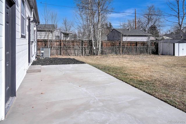 4180 S Pearl Street, Englewood, CO 80113