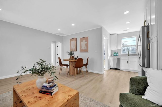 4180 S Pearl Street, Englewood, CO 80113