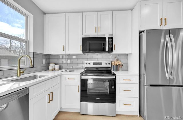 4180 S Pearl Street, Englewood, CO 80113