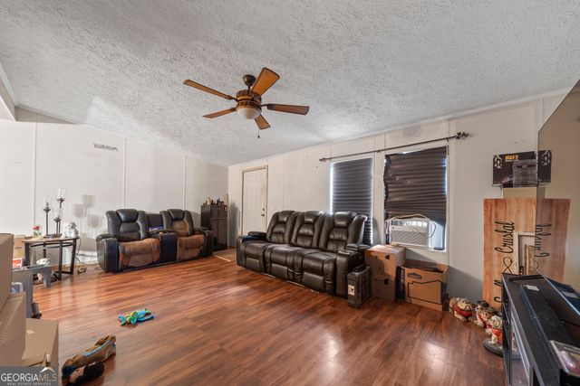 117 Island Drive NE, Milledgeville, GA 31061