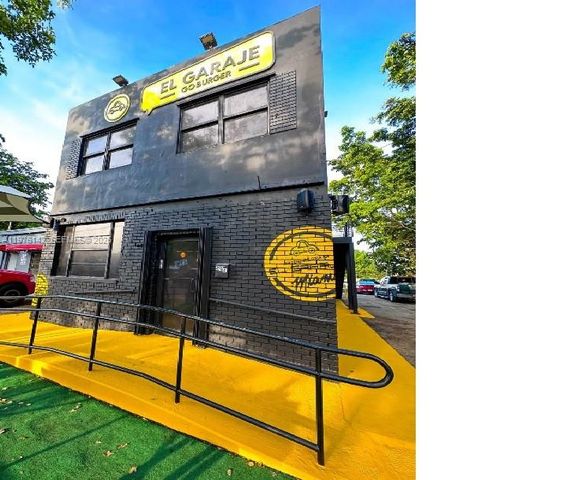 529 SW 109 Ave, Sweetwater, FL 33174