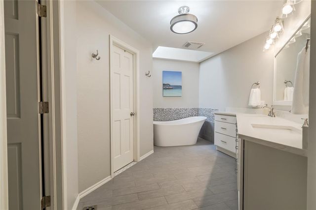 2801 NW 158th Street, Edmond, OK 73013