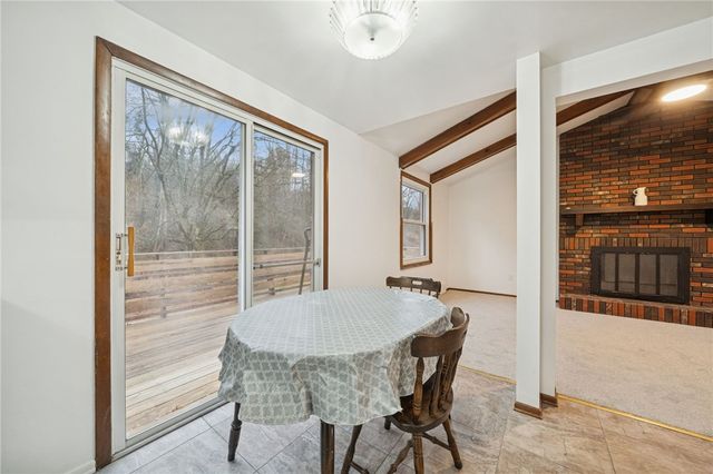 690 Pine Valley Dr, Plum Boro, PA 15239