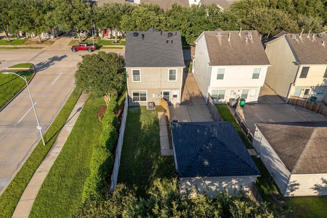 9631 Coyote Creek Drive, Houston, TX 77095