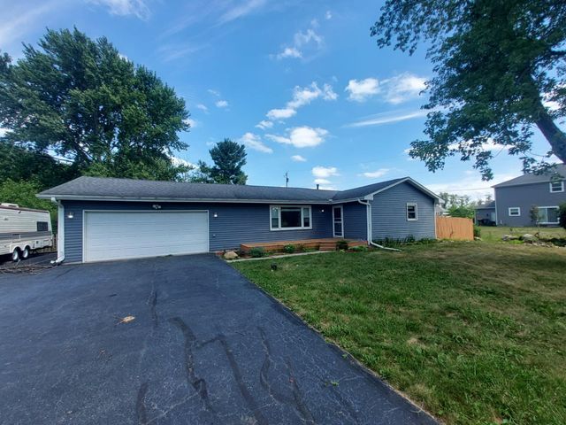 4806 Lynn Lane, Valparaiso, IN 46383