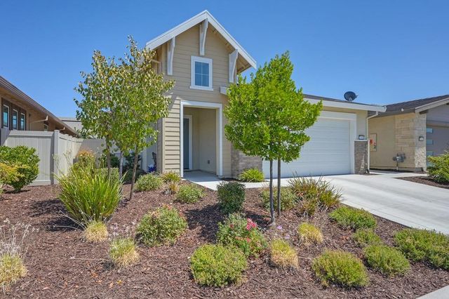 7024 Starburst Ln, Roseville, CA 95747