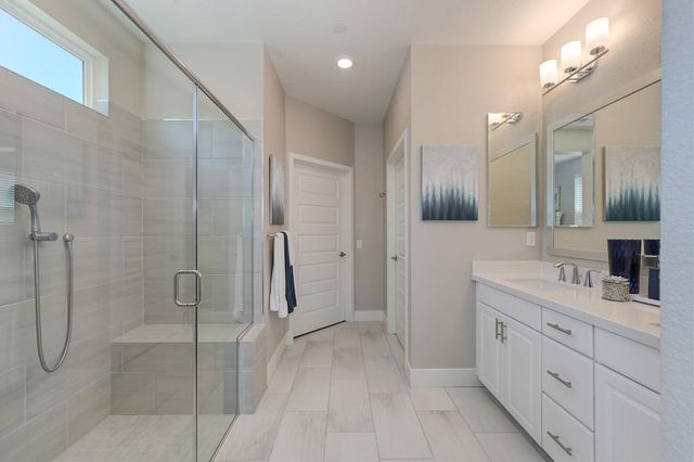 7024 Starburst Ln, Roseville, CA 95747