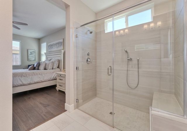 7024 Starburst Ln, Roseville, CA 95747